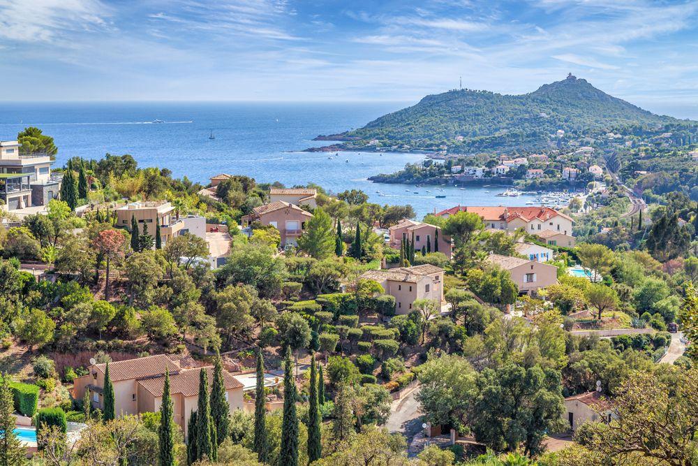 Panoramic Coastal Drive to Esterel Mountains & Saint Raphael